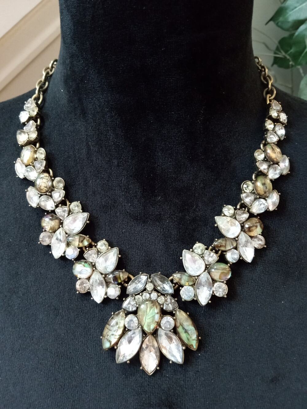 Vintage Iridescent Rhinestone Statement Necklace Floral Bib Bridal Glam Necklace